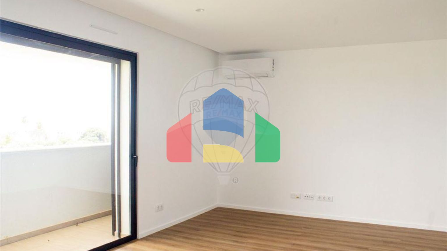 Residential - Condo/Apartment - T2 - Olhão, Olhão - PT