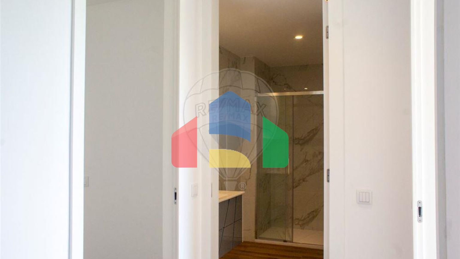 Residential - Condo/Apartment - T2 - Olhão, Olhão - PT