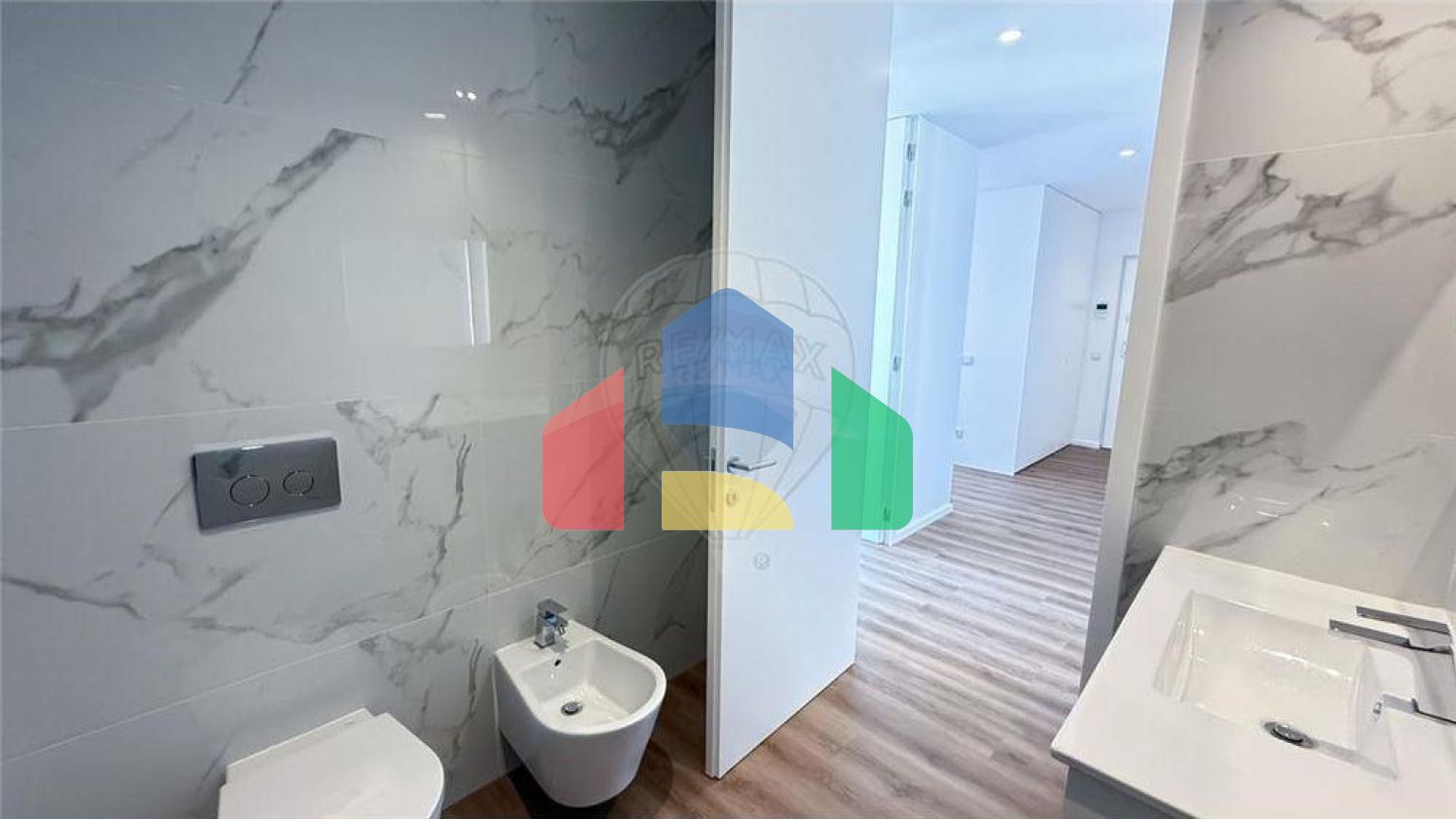 Residential - Condo/Apartment - T2 - Olhão, Olhão - PT