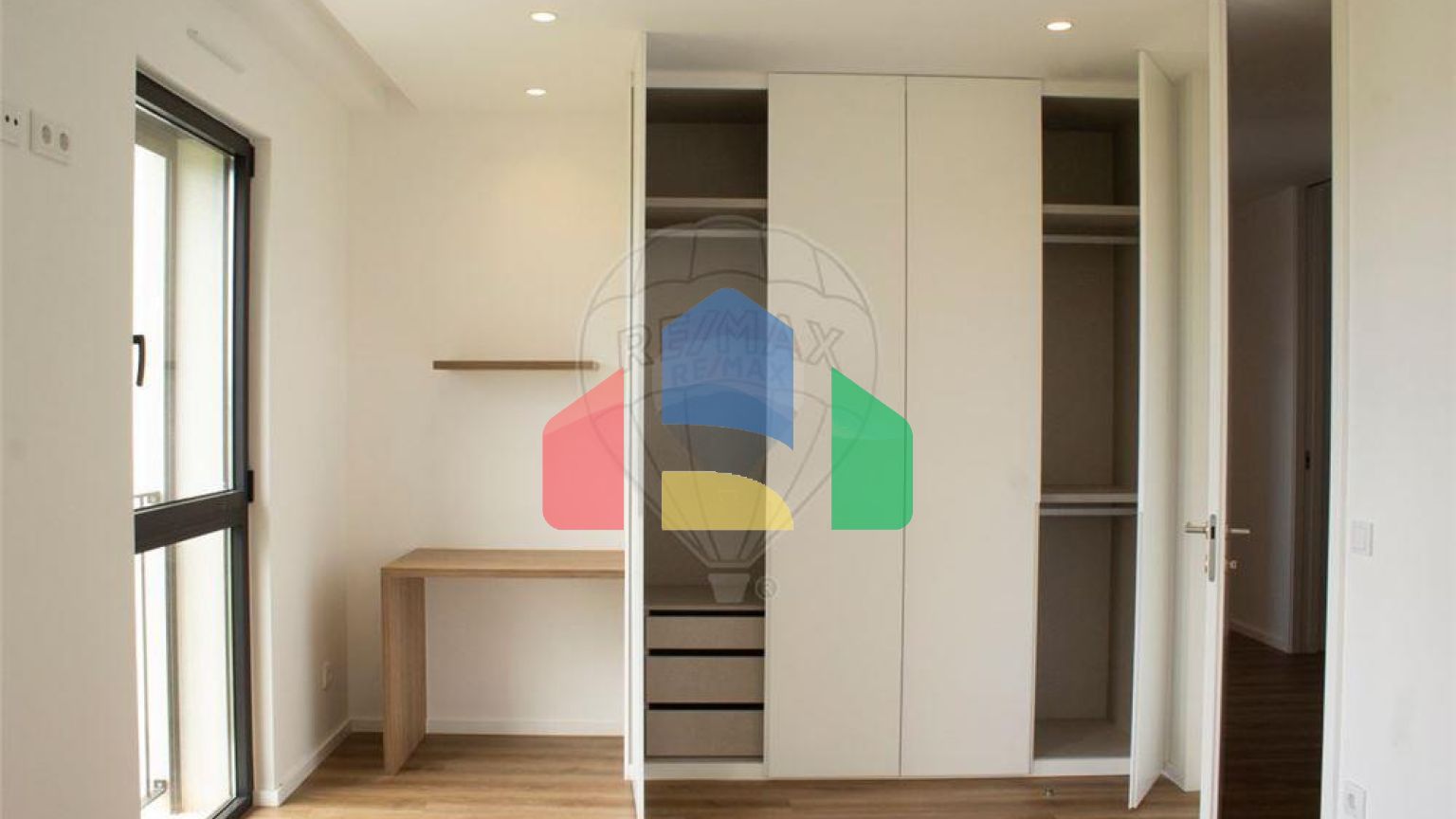 Residential - Condo/Apartment - T2 - Olhão, Olhão - PT