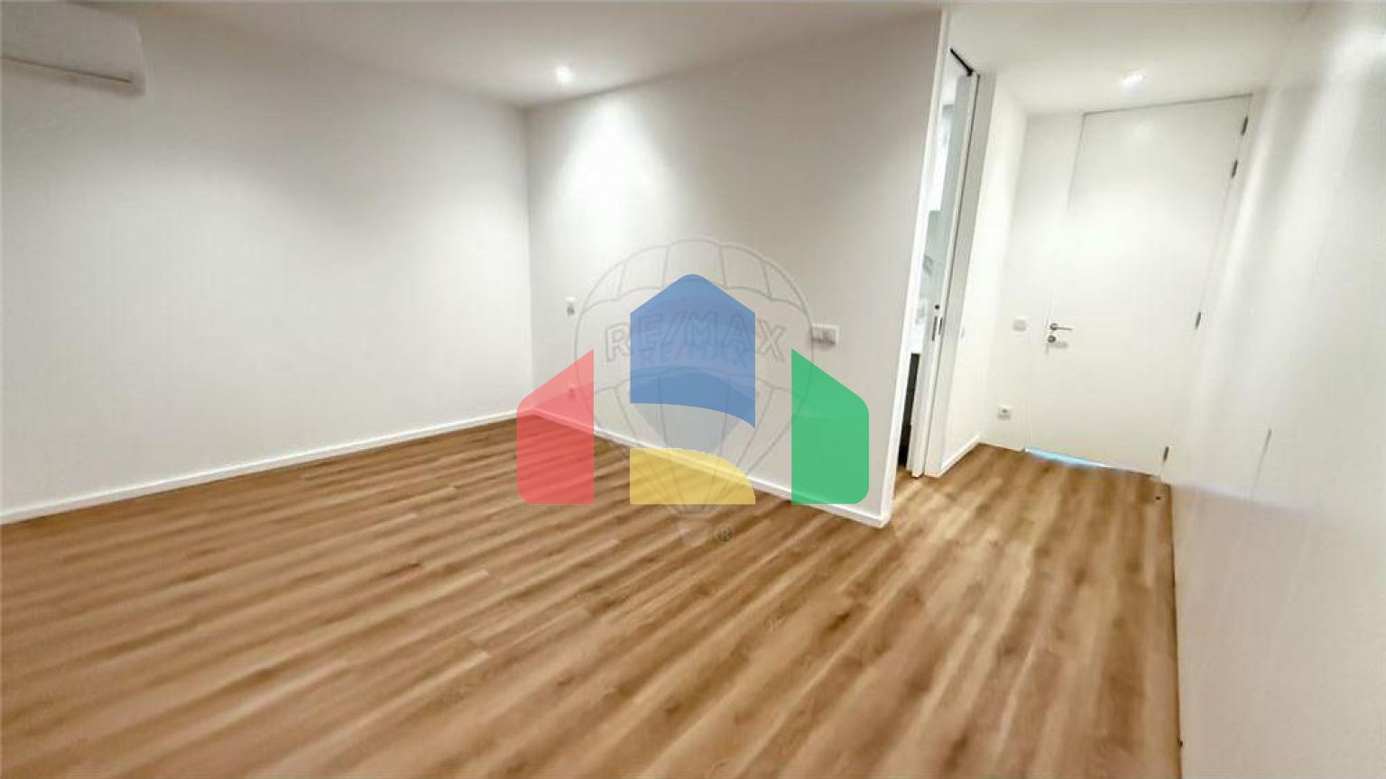 Residential - Condo/Apartment - T2 - Olhão, Olhão - PT