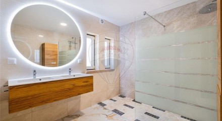 Residential - Single Family Home - T4 - Portimao, Portimao - PT