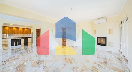 Residential - Single Family Home - T4 - Portimao, Portimao - PT
