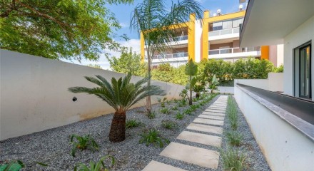 Residential - Condo/Apartment - T2 - Portimao, Portimao - PT