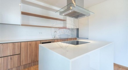 Residential - Condo/Apartment - T2 - Portimao, Portimao - PT