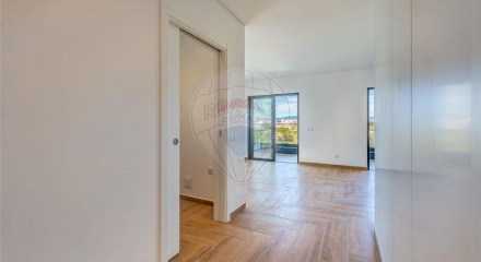 Residential - Condo/Apartment - T2 - Portimao, Portimao - PT