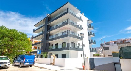 Residential - Condo/Apartment - T2 - Portimao, Portimao - PT