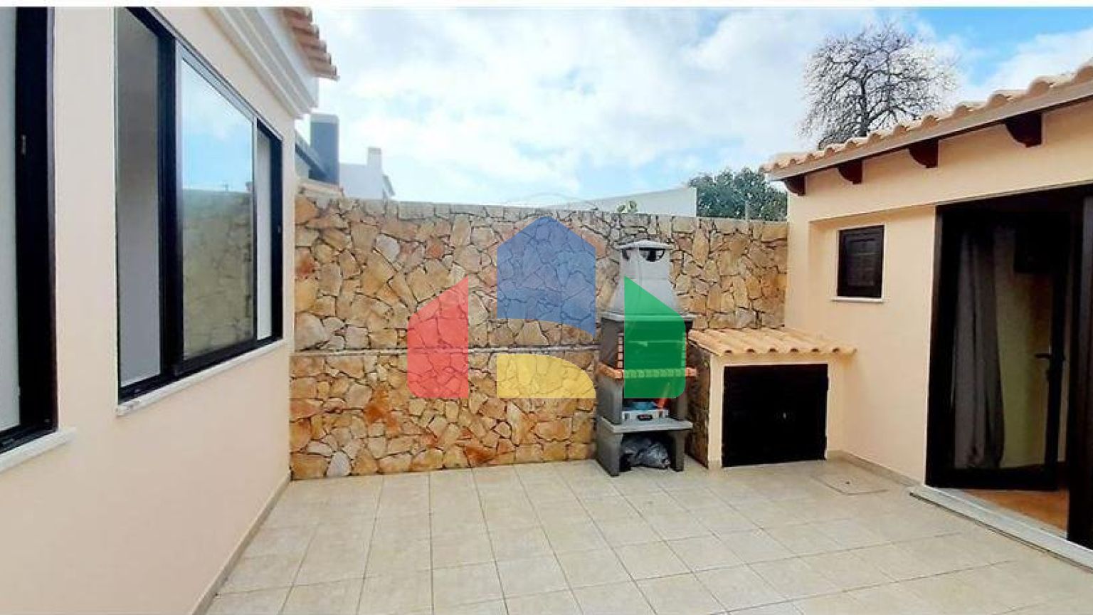 Residential - Single Family Home - T3 - Portimao, Portimao - PT