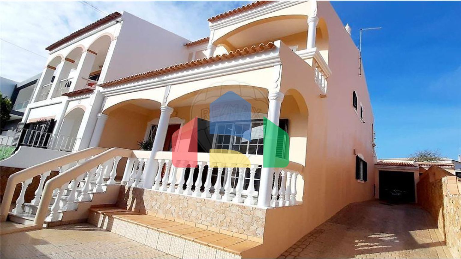 Residential - Single Family Home - T3 - Portimao, Portimao - PT