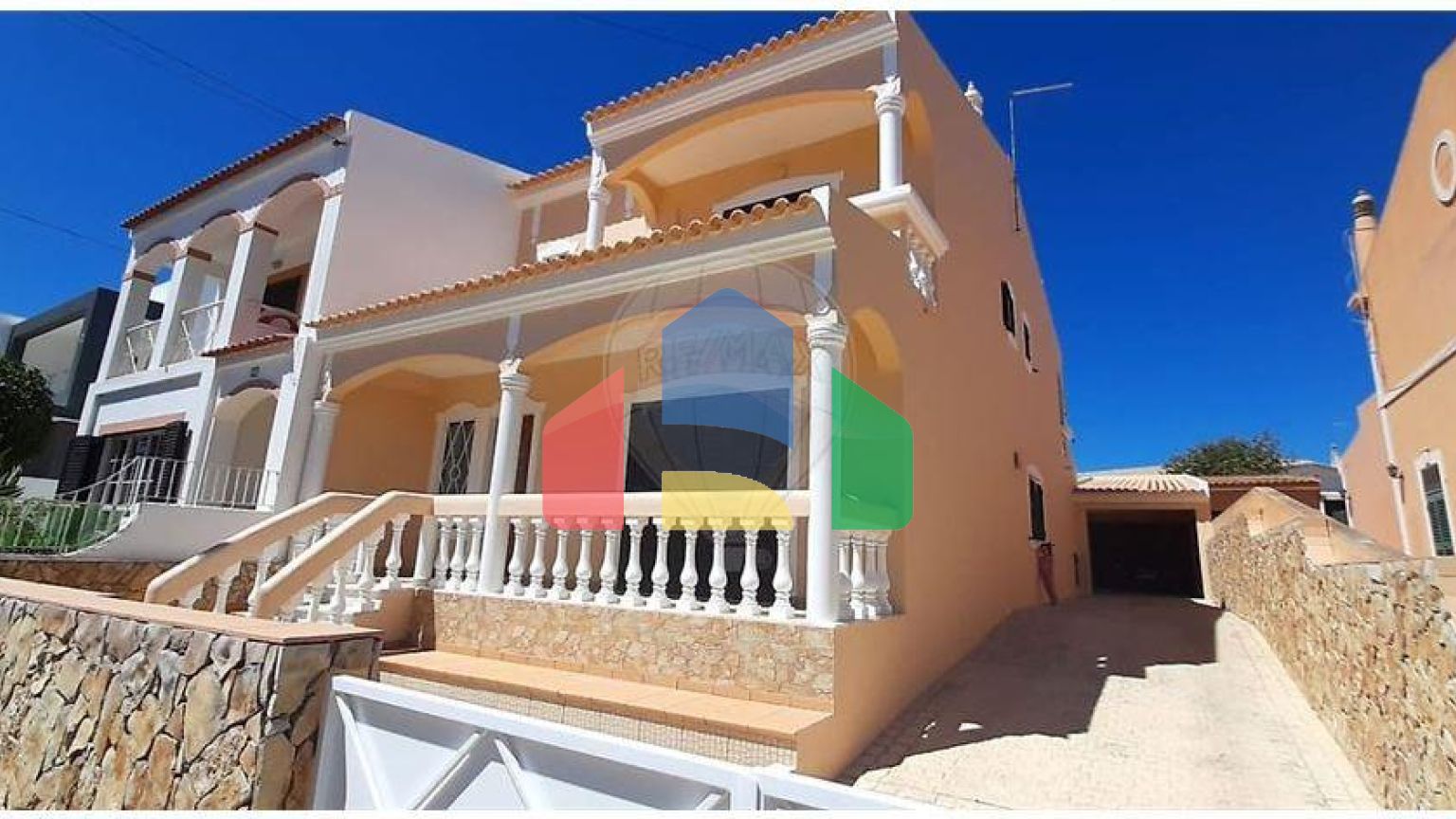 Residential - Single Family Home - T3 - Portimao, Portimao - PT