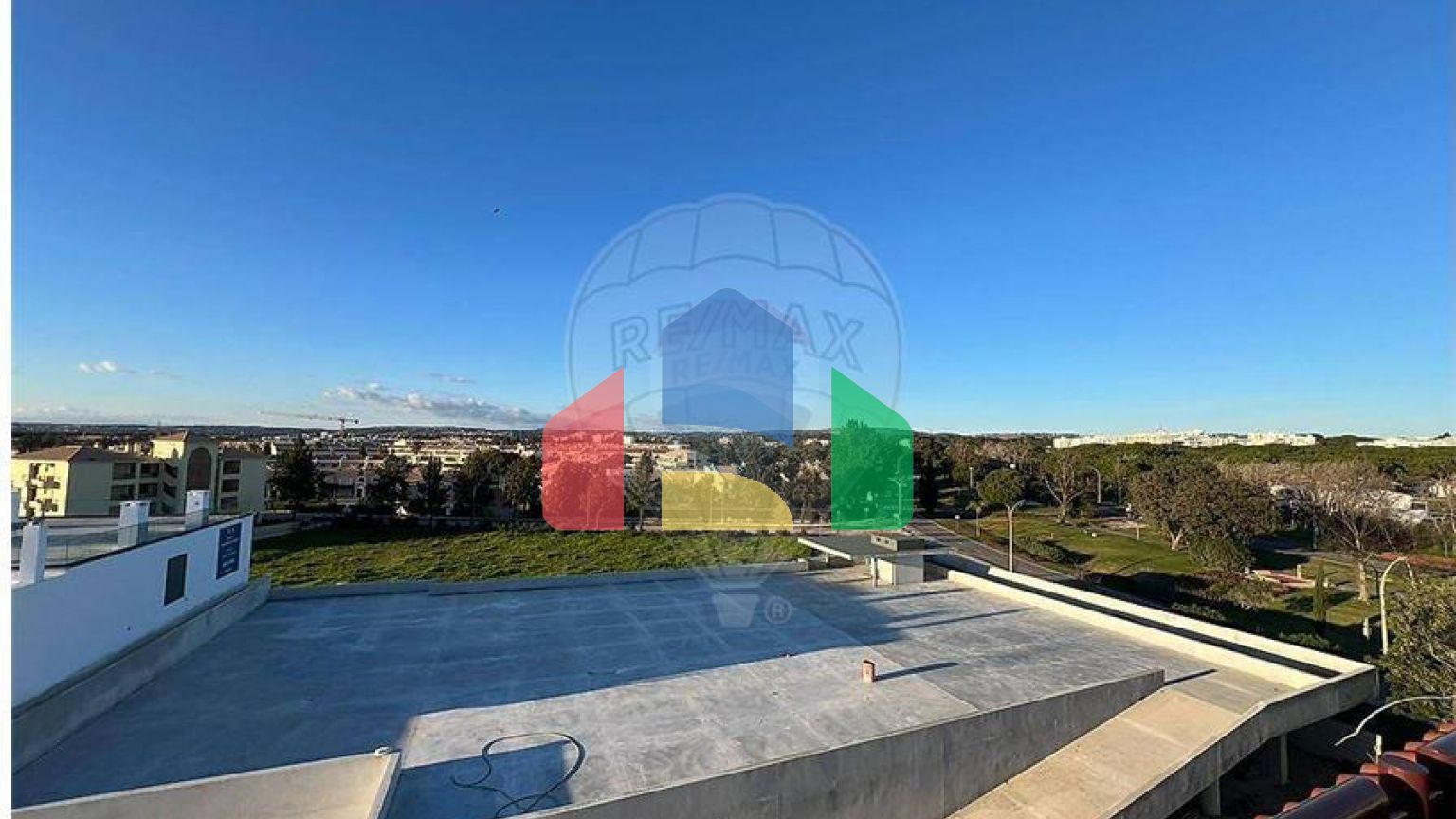 Residential - Condo/Apartment - T2 - Quarteira, Loule - PT