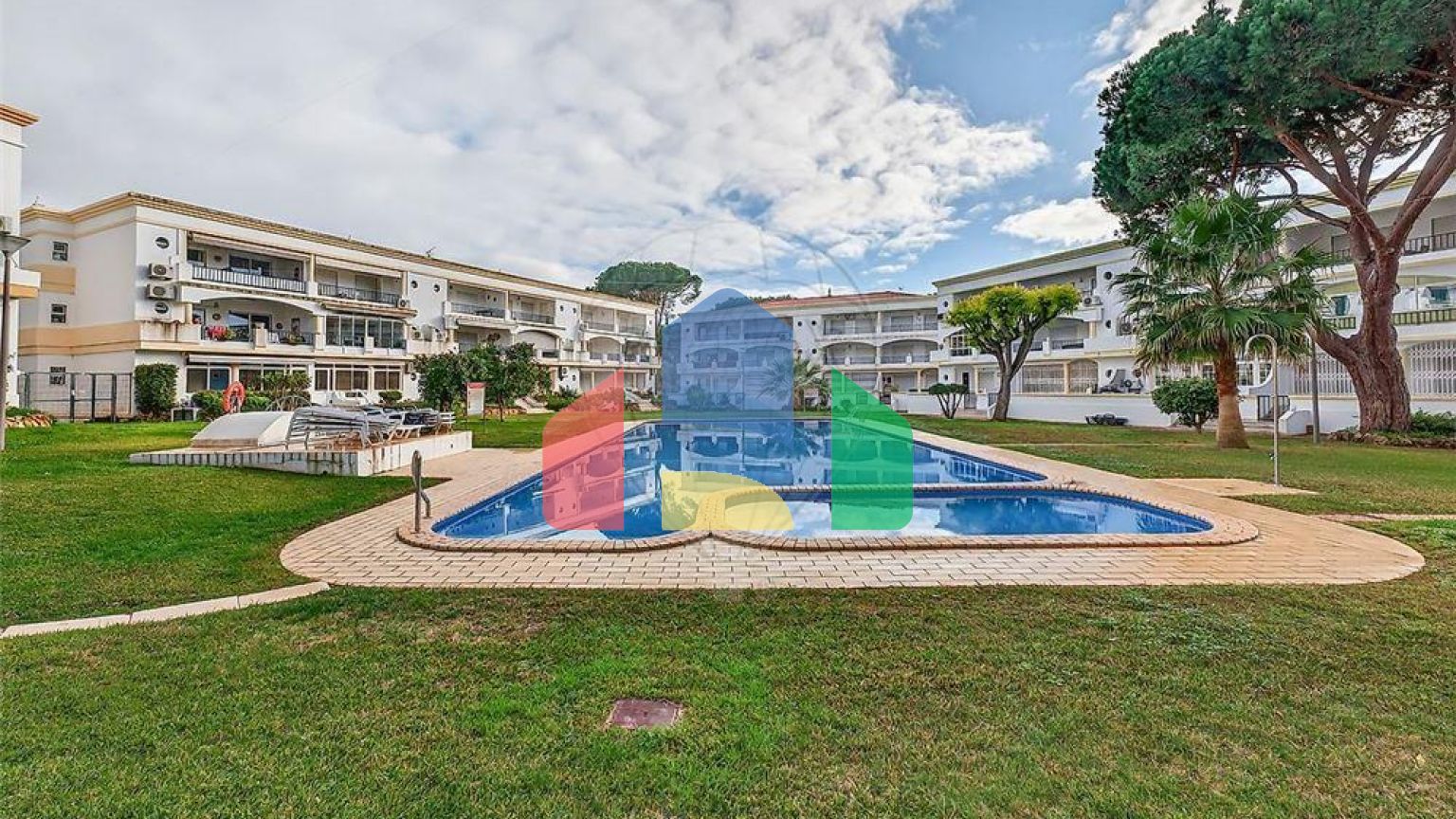 Residential - Condo/Apartment - T2 - Quarteira, Loule - PT