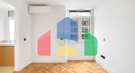 Residential - Condo/Apartment - T4 - Santo Antonio, Lisbon - PT