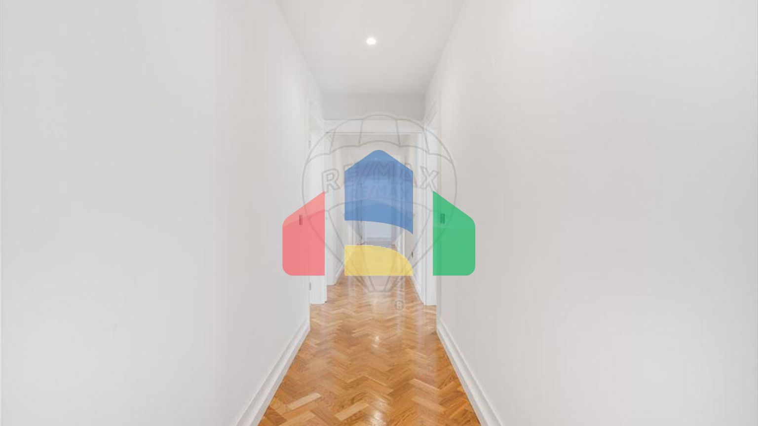 Residential - Condo/Apartment - T4 - Santo Antonio, Lisbon - PT