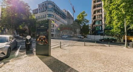 Residential - Condo/Apartment - T1 - Santo Antonio, Lisbon - PT