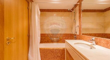 Residential - Condo/Apartment - T1 - Santo Antonio, Lisbon - PT