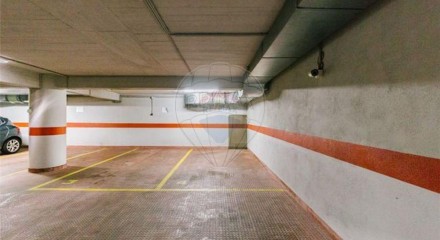 Residential - Condo/Apartment - T1 - Santo Antonio, Lisbon - PT