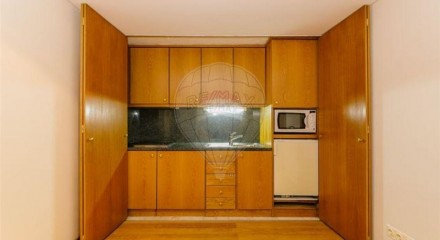 Residential - Condo/Apartment - T1 - Santo Antonio, Lisbon - PT