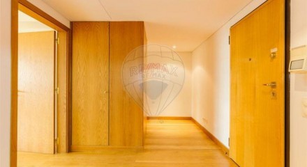 Residential - Condo/Apartment - T1 - Santo Antonio, Lisbon - PT