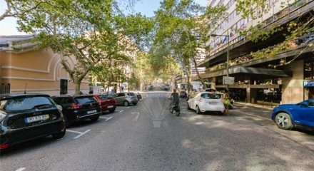Residential - Condo/Apartment - T1 - Santo Antonio, Lisbon - PT