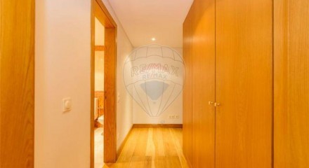 Residential - Condo/Apartment - T1 - Santo Antonio, Lisbon - PT