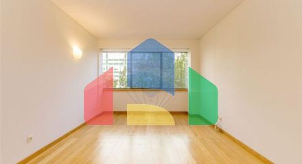 Residential - Condo/Apartment - T1 - Santo Antonio, Lisbon - PT