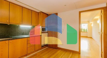 Residential - Condo/Apartment - T1 - Santo Antonio, Lisbon - PT