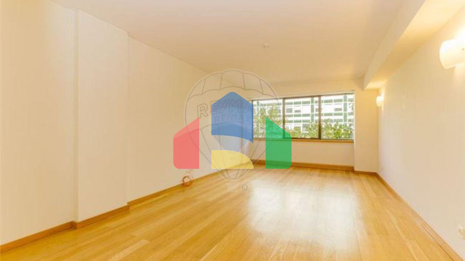 Residential - Condo/Apartment - T1 - Santo Antonio, Lisbon - PT