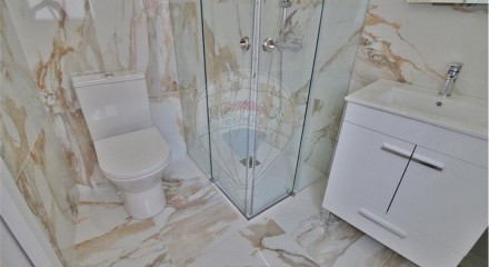 Residential - Condo/Apartment - T2 - Sao Vicente, Lisbon - PT