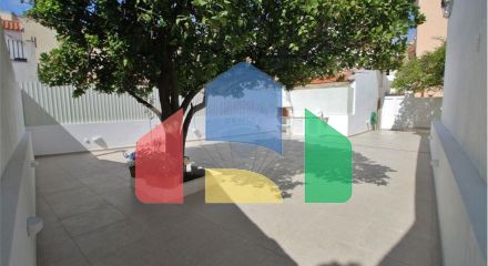 Residential - Condo/Apartment - T2 - Sao Vicente, Lisbon - PT