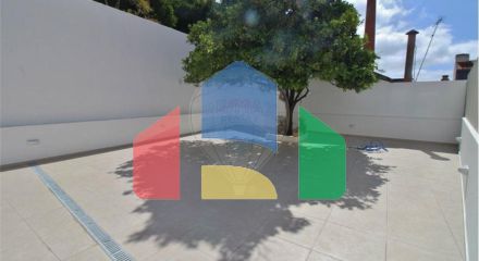 Residential - Condo/Apartment - T2 - Sao Vicente, Lisbon - PT
