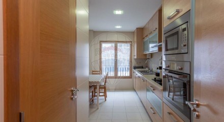Residential - Condo/Apartment - T2 - Sao Vicente, Lisbon - PT