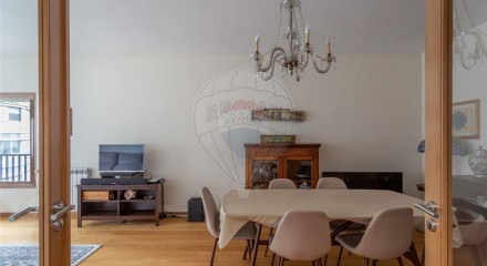 Residential - Condo/Apartment - T2 - Sao Vicente, Lisbon - PT