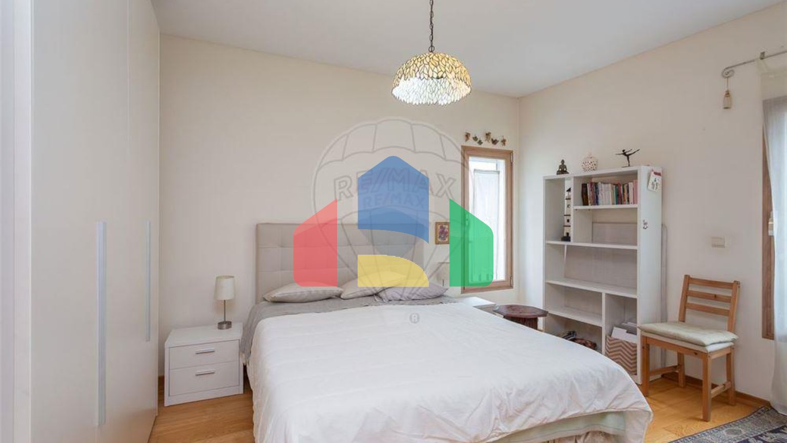 Residential - Condo/Apartment - T2 - Sao Vicente, Lisbon - PT