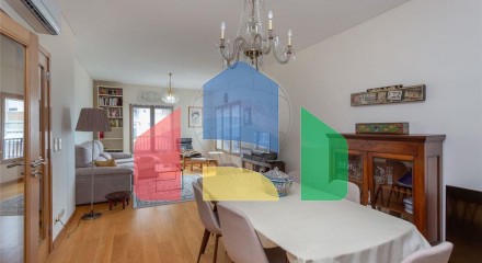 Residential - Condo/Apartment - T2 - Sao Vicente, Lisbon - PT