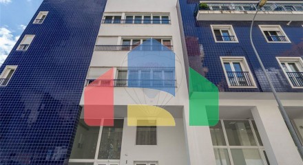 Residential - Condo/Apartment - T2 - Sao Vicente, Lisbon - PT