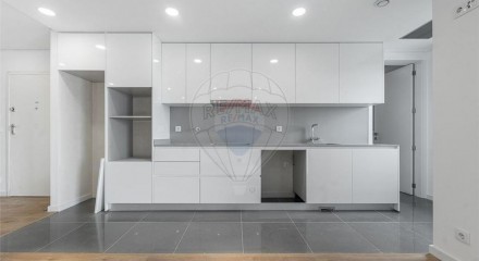 Residential - Condo/Apartment - T2 - Braga (Sao Vicente), Braga - PT