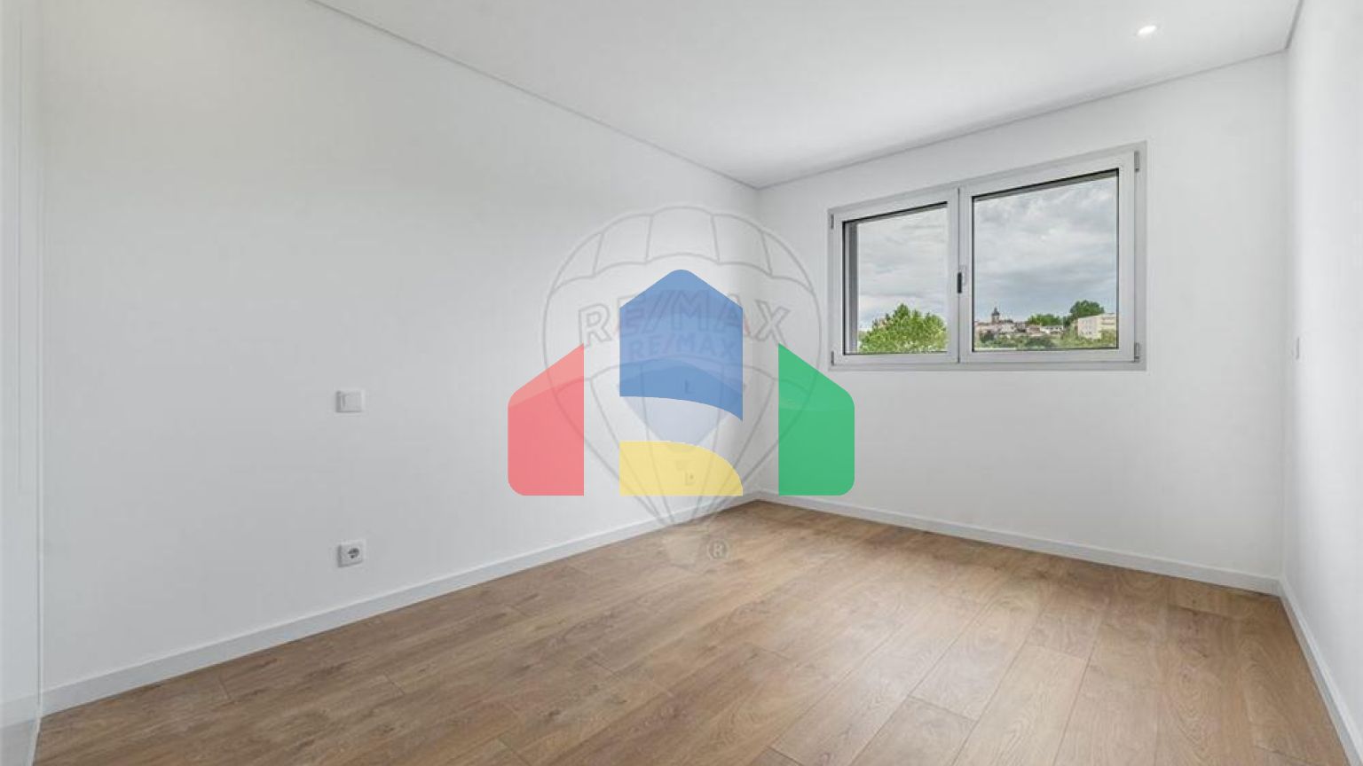 Residential - Condo/Apartment - T2 - Braga (Sao Vicente), Braga - PT