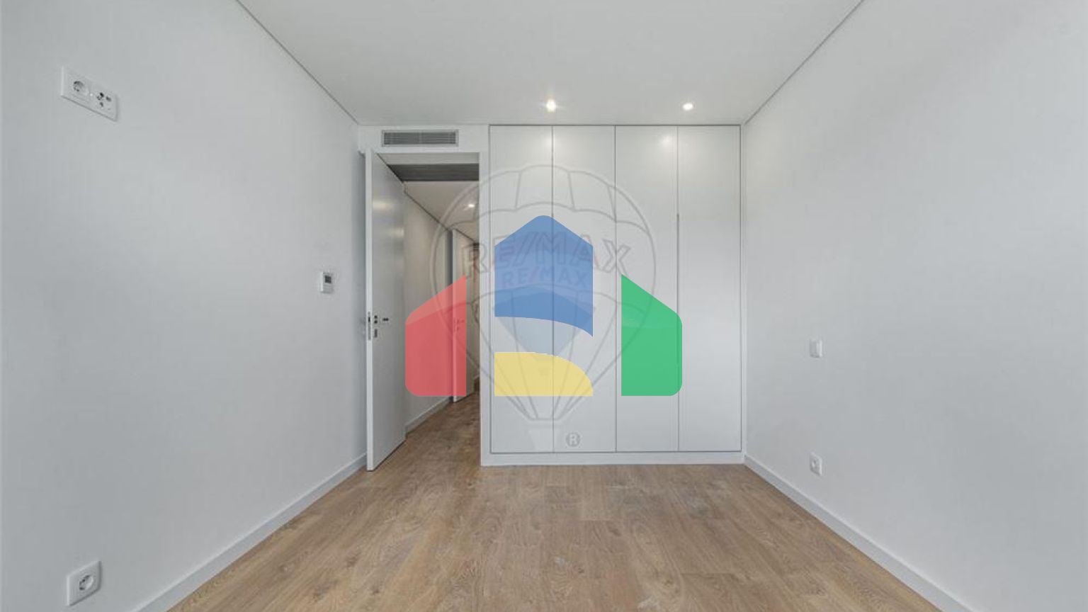 Residential - Condo/Apartment - T2 - Braga (Sao Vicente), Braga - PT