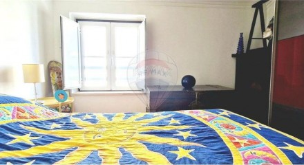 Residential - Condo/Apartment - T2 - Sao Vicente, Lisbon - PT