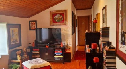 Residential - Condo/Apartment - T2 - Sao Vicente, Lisbon - PT
