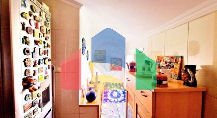 Residential - Condo/Apartment - T2 - Sao Vicente, Lisbon - PT