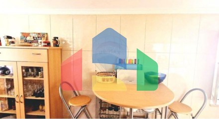 Residential - Condo/Apartment - T2 - Sao Vicente, Lisbon - PT