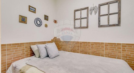 Residential - Condo/Apartment - T2 - Sao Vicente, Lisbon - PT