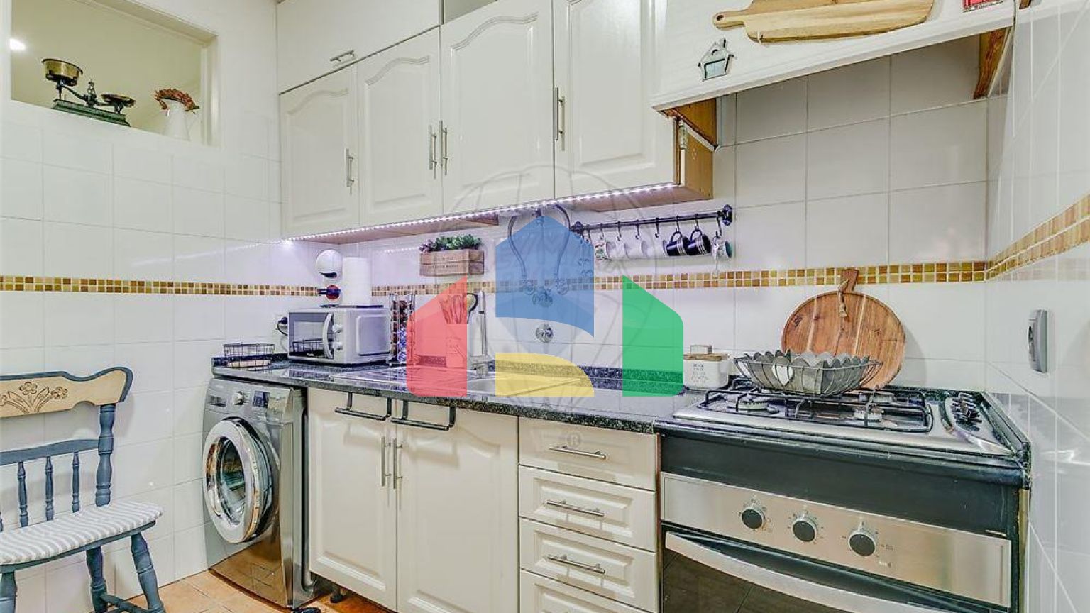 Residential - Condo/Apartment - T2 - Sao Vicente, Lisbon - PT