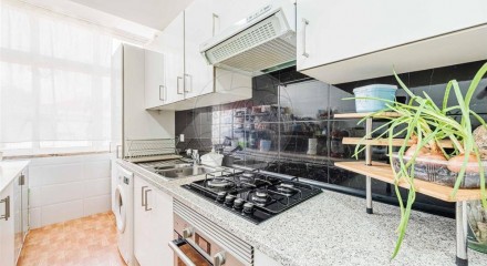 Residential - Condo/Apartment - T3 - Agualva e Mira-Sintra, Sintra - PT