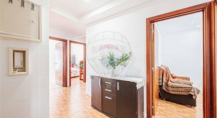 Residential - Condo/Apartment - T3 - Agualva e Mira-Sintra, Sintra - PT