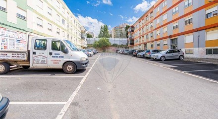Residential - Condo/Apartment - T3 - Agualva e Mira-Sintra, Sintra - PT