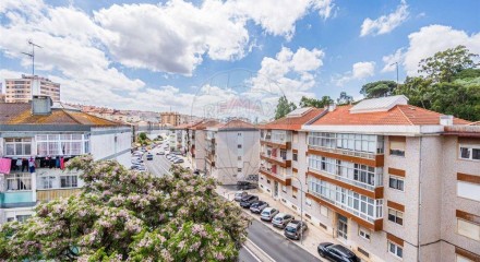 Residential - Condo/Apartment - T3 - Agualva e Mira-Sintra, Sintra - PT