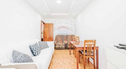 Residential - Condo/Apartment - T3 - Agualva e Mira-Sintra, Sintra - PT